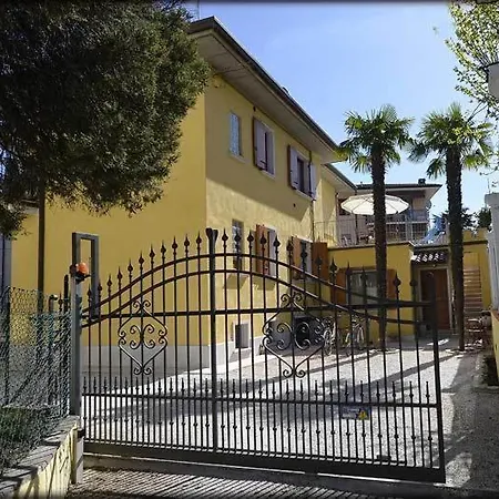 Relais Sweet Days Panzió Peschiera del Garda
